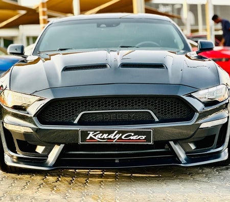 Ford Mustang  2021, photo 2 of 4