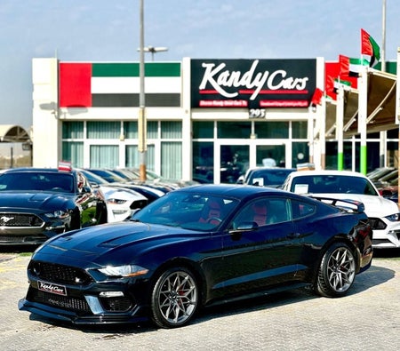 Голубой Ford Mustang 2021 год Голубой Ford Mustang 2021 год