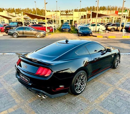 Ford Mustang  2021, photo 4 of 4