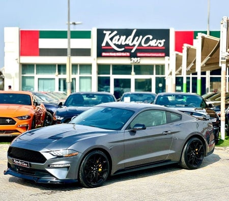 Ford Mustang  2021, photo 1 of 4