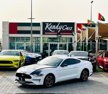 Ford Mustang  2022, photo 1 of 4
