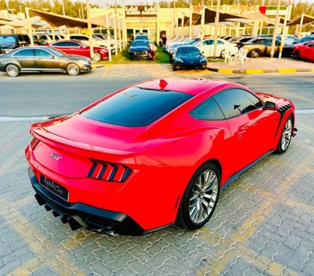 Red Ford Mustang 2025