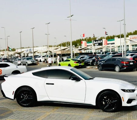 Ford Mustang  2025, photo 3 of 4