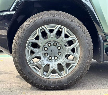 Grün GMC HUMMER EV 2024 Grün GMC HUMMER EV 2024