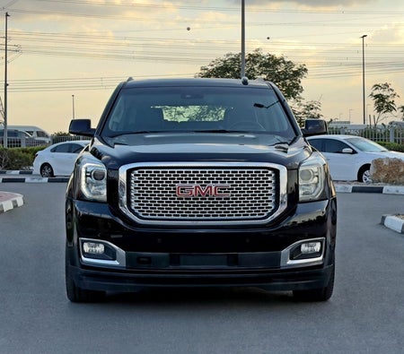 GMC Yukon  2017, photo 2 of 4