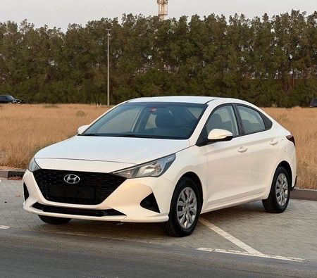 White Hyundai Accent 2023