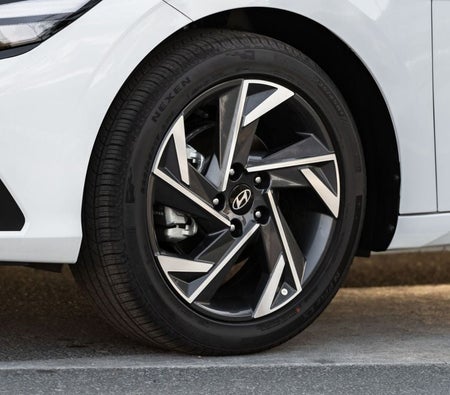 Hyundai Elantra 2025, photo 4 of 4