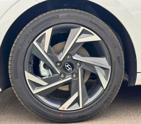 Blanc Hyundai Elantra 2025