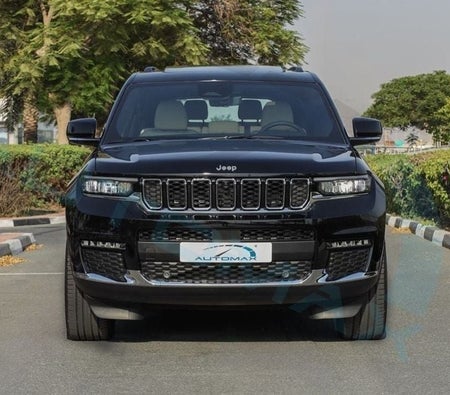 Black Jeep Grand Cherokee L 2025