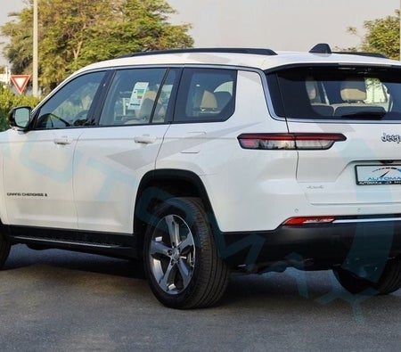 White Jeep Grand Cherokee L 2025