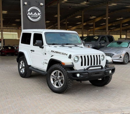 White Jeep Wrangler 2021