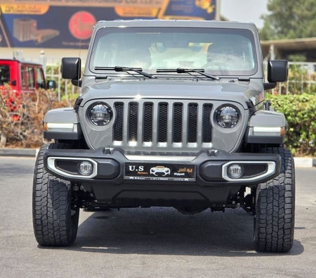Grau Jeep Wrangler Unlimited 2023