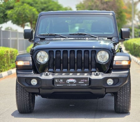 Schwarz Jeep Wrangler Unlimited 2023 Schwarz Jeep Wrangler Unlimited 2023