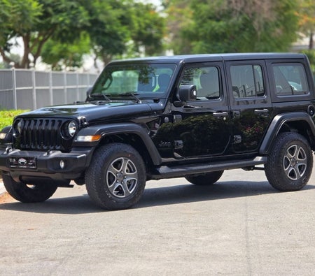 Schwarz Jeep Wrangler Unlimited 2023 Schwarz Jeep Wrangler Unlimited 2023