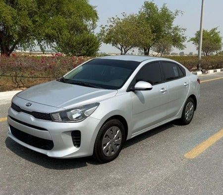 Silber Kia Rio 2021