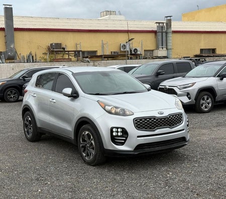 Silver Kia Sportage 2018