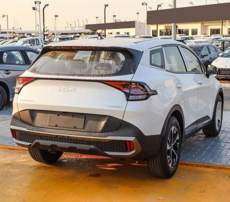 White Kia Sportage 2025
