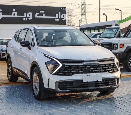 White Kia Sportage 2025