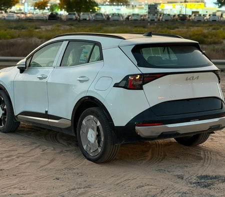 White Kia Sportage 2026