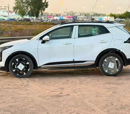 White Kia Sportage 2026