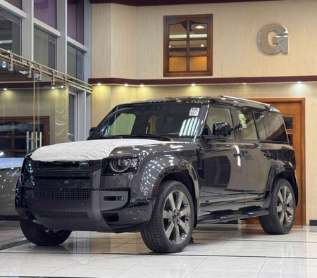 Land Rover Defender 110  2026, photo 1 of 4