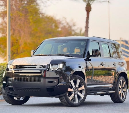 Land Rover Defender 110  2026, photo 3 of 4
