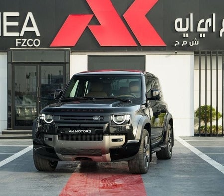 Black Land Rover Defender 2026