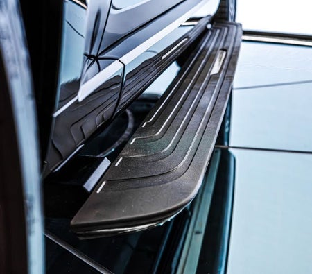Черный Land Rover Range Rover 2026