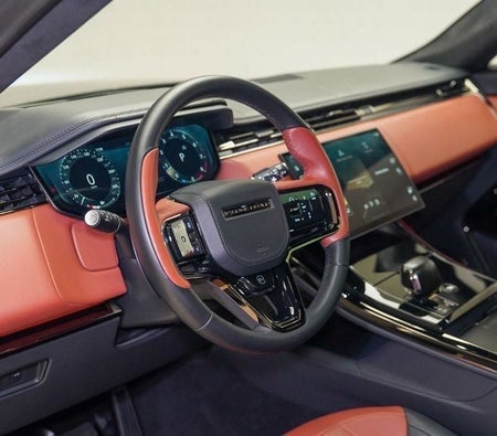 Land Rover Range Rover Sport  2025, photo 4 of 4