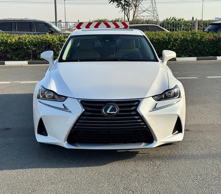 Lexus IS 300 2019, photo 3 of 4