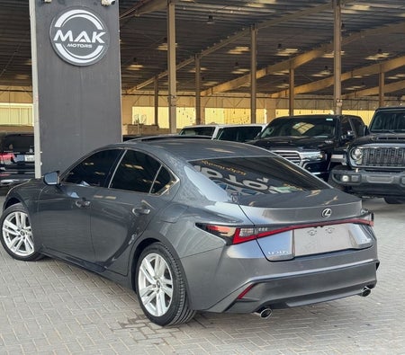 Gris Lexus IS 300 2023