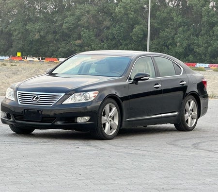 Black Lexus LS460 2012