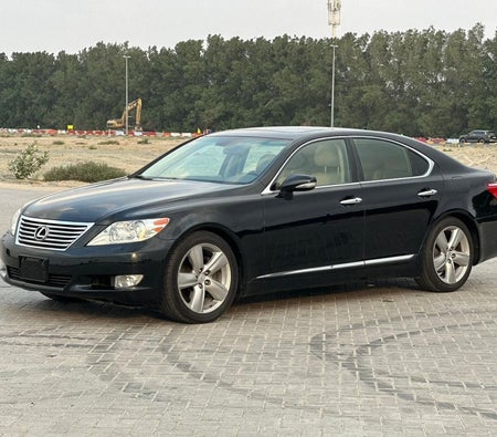 Black Lexus LS460 2012