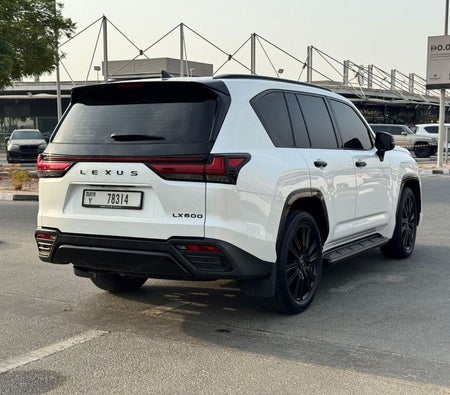 Lexus LX600 2023, photo 3 of 4