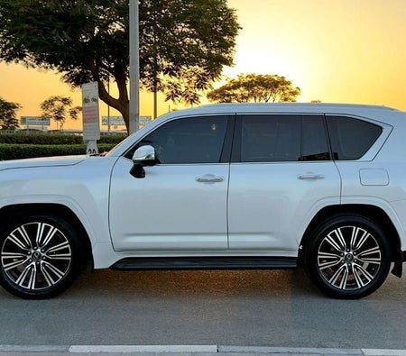 Lexus LX600  2023, photo 4 of 4