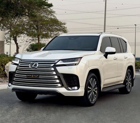 Lexus LX600  2025, photo 1 of 4