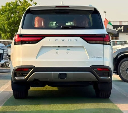 Bianca Lexus LX600 2026