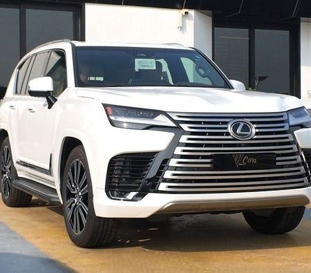 أبيض لكزس LX600 2026