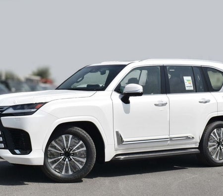 Lexus LX 700h 2025, photo 1 of 4