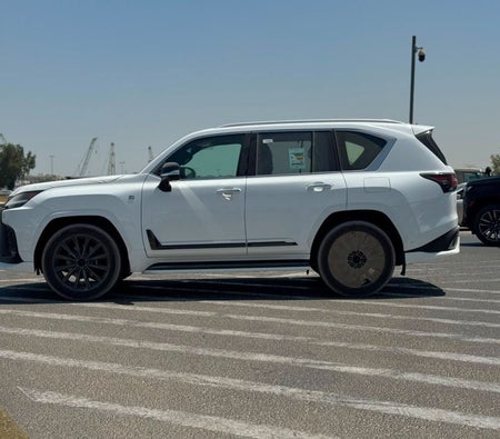 Lexus LX 700h  2025, photo 2 of 4