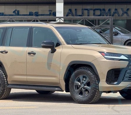 Gold Lexus LX 700h 2026