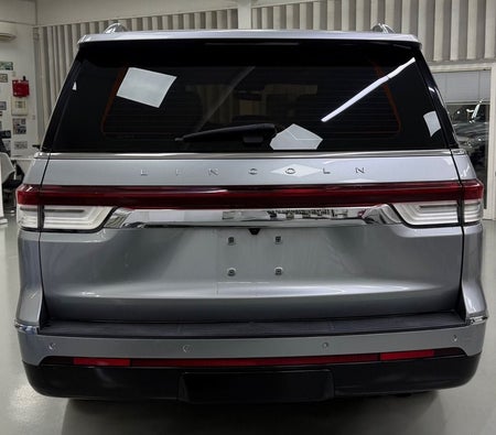 Silber Lincoln Navigator 2022