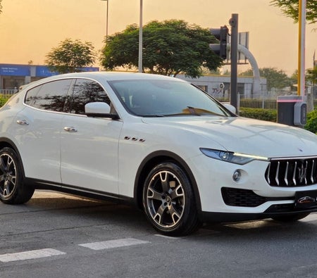 Maserati Levante 2020, photo 2 of 4