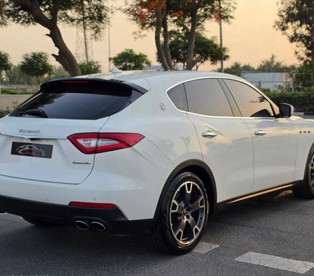 Maserati Levante 2020, photo 4 of 4