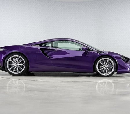 McLaren Artura  2023, photo 3 of 4
