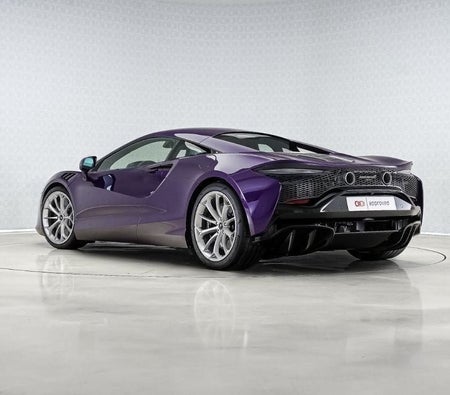 McLaren Artura  2023, photo 2 of 4