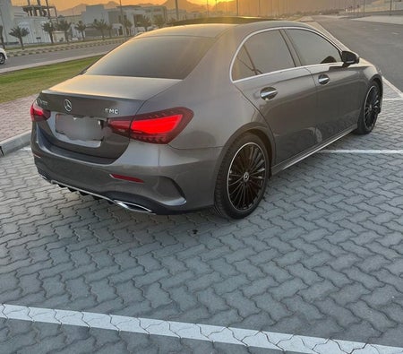 奔驰 A200 AMG  2024, photo 4 of 4