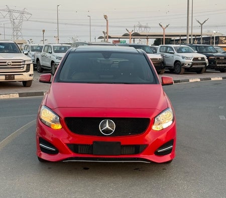 Mercedes Benz B 250 2015, photo 3 of 4