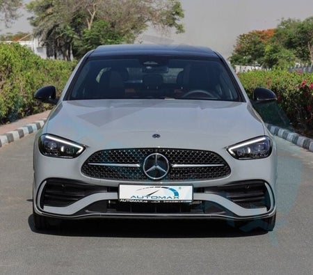 Gris Mercedes Benz C200 2026