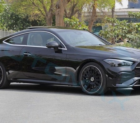 Negro Mercedes Benz CLE 200 2026